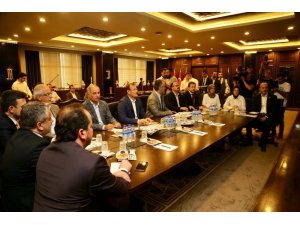 ‘AK’ vekiller Büyükşehir’de