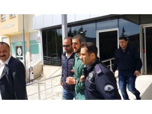 Annesini boğazını keserek öldüren katile müebbet hapis