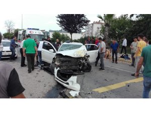 Ordu’da ticari taksi ile otomobil çarpıştı: 8 yaralı