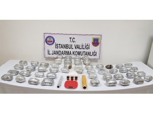 Valizden 30 kilo uyuşturucu çıktı