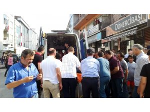 Sakarya’da motosikletin çarptığı yaya yaralandı