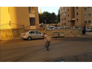 Polise ateş eden şahıs ayağından vurularak etkisiz hale getirildi