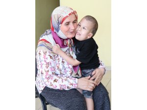 Engelli torun anneanneyi patron yaptı