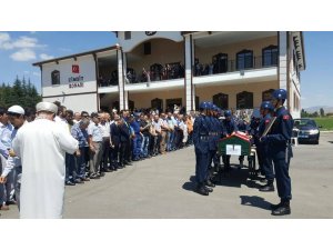 Kıbrıs gazisi son yolculuğuna uğurlandı