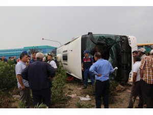 Akhisar’da otobüs devrildi: 1 ölü 41 yaralı