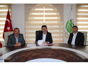 Gerede’nin yeni spor tesisinde imzalar  atıldı