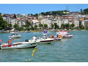 Genci yaşlısı su sporlarında buluştu