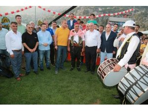 Kızıldağ Güreşlerinin ağalığını Abdullah Kaçar yeniden kazandı