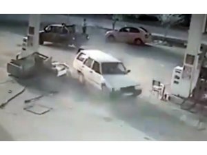 Otomobil benzinliğe daldı
