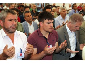 Şehit anne ve bebeği için mevlit okutuldu