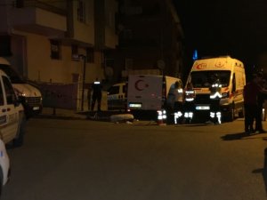 Taksici tartıştığı iki genci bıçaklayarak öldürdü... Kan damlaları zanlıyı ele verdi