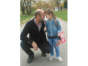 Çocuklarını boğulmaktan kurtaran baba kendi canından oldu