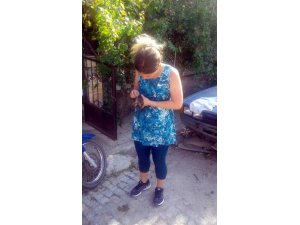 Motora sıkışan yavru kedi kurtarıldı