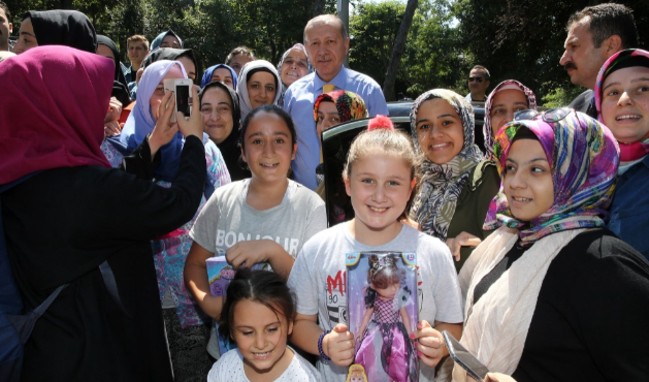 Karşılarında Cumhurbaşkanı Erdoğan'ı görünce...