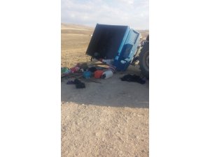 Sivas’ta traktör devrildi: 10 yaralı