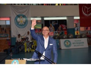 Basketbol Adamları Derneği’nden Başkan Ergün’e onur ödülü