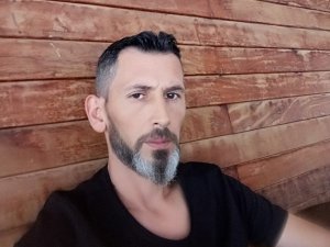 Kaynak yaparken malzemelerin altında kalan işçi kurtarılamadı