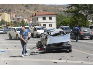 Gümüşhane’de zincirleme trafik kazası: 4 yaralı