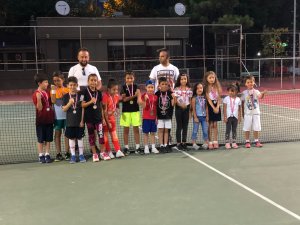 Teniste il birinciliği müsabakaları tamamlandı