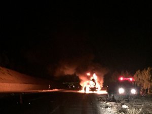 Mut’ta beton mikseri alev alev yandı