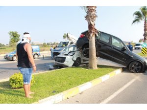 Antalya’da trafik kazası: 3 yaralı