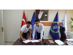 Voleybolda bir transfer daha