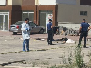 Barışma teklifi reddedilen adam önce kız arkadaşını vurdu, sonra intihar etti