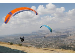 Ali Dağı Türkiye Yamaçparaşütü Yarışmasında ilk gün sonuçları