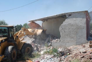 Meram’a yakışmayan manzaralar kalkıyor