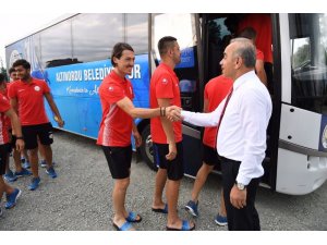 Altınordu Belediyespor 2. etap kampı için Erzurum’a gitti