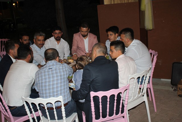 Çetin ailesinin sünnet mutluluğu