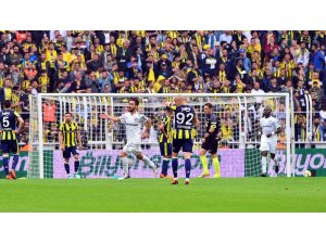 Fenerbahçe, sezona Bursaspor maçıyla başlıyor