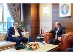 Bakan Varank, 5G teknolojisinde çığır açan Türk profesörle görüştü