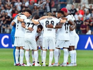 UEFA Avrupa Ligi: Beşiktaş: 1 - LASK Linz: 0 (Maç devam ediyor)