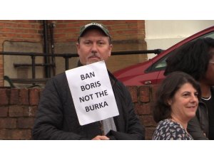 Boris Johnson'a seçim bölgesinde protesto