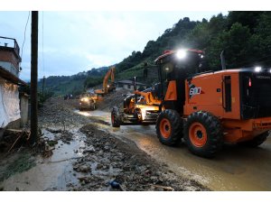 Rize'deki şiddetli yağış