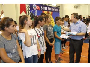 Siirt’te 3 bin 400 sporcuya forma dağıtıldı