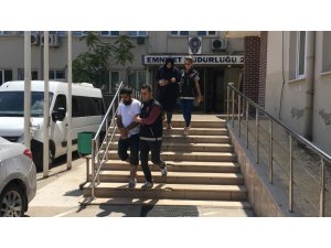 Sifonu çekemeden yakalandılar