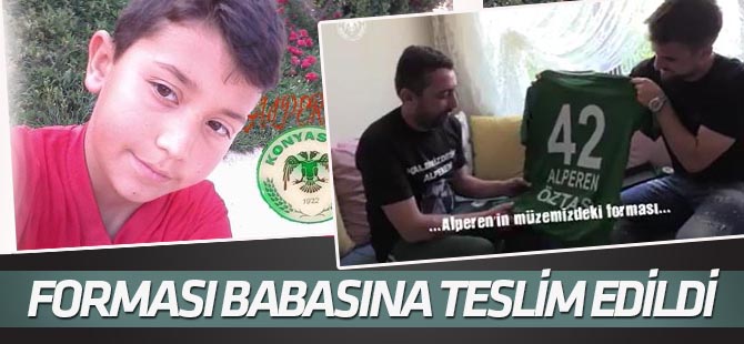Alperen Öztaş'ın formasını Ömer Ali teslim etti TIKLA&İZLE