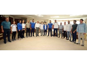 Başkan Karaosmanoğlu, “Dünya’da söz sahibi sporcular yetiştiriyoruz”
