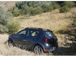 Otomobil bariyerlere çarptı: 1 yaralı