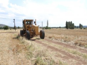 Tarla yolları bakımı tamamlandı