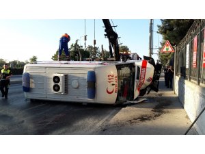Hasta almaya giderken hastanelik oldular: 3 yaralı