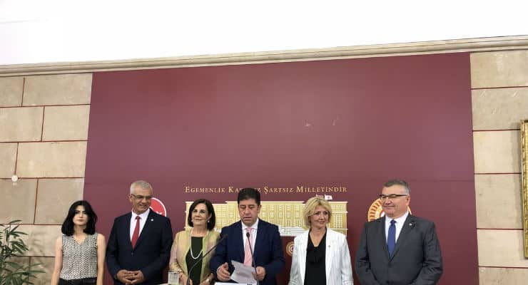 CHP'deki kurultay tartışmaları