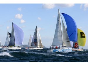 Olympos Regatta’nın galibi ’Eker 40’ oldu