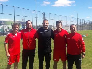 Tayfun Türkmen takımla