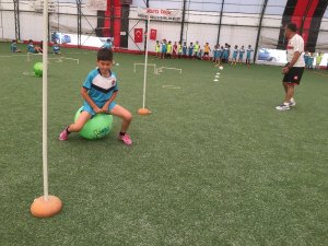 Sağlıkspor futbol okulundan eğlenceli kapanış