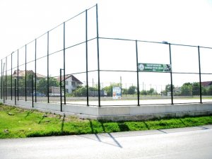 Kartepe’de 5 futbol sahası daha hizmete girdi