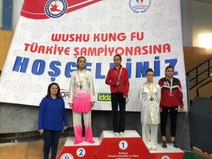 Wushu’da madalyalar geldi
