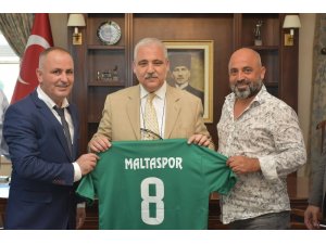 Maltaspor Kulübünden gençlere ‘Sokaktan Sahaya’ projesi